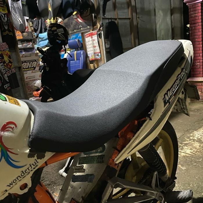 Jok megapro primus siku kulit kasar