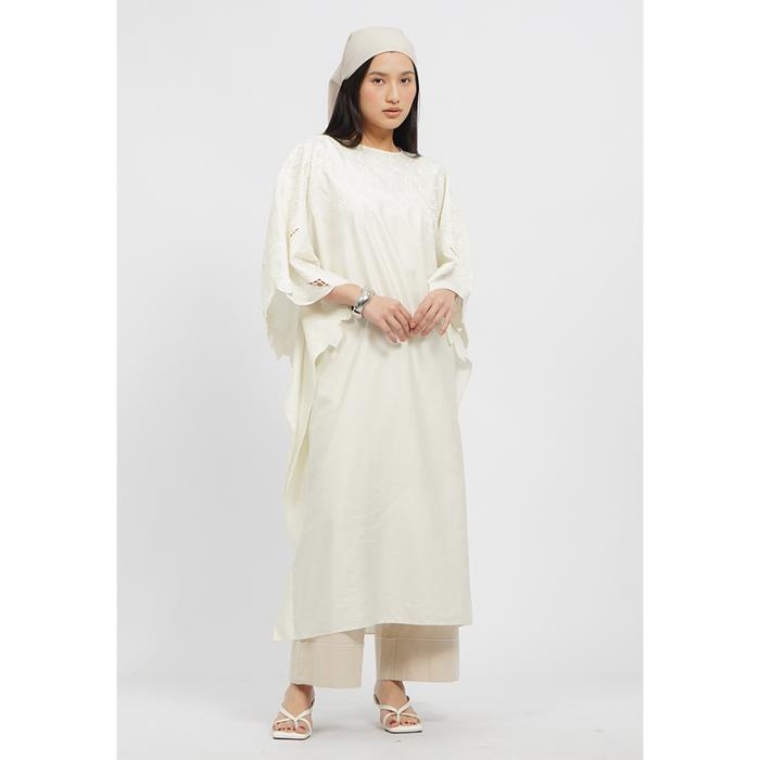 Et Cetera Embroidered Flowy Gamis OFF WHITE