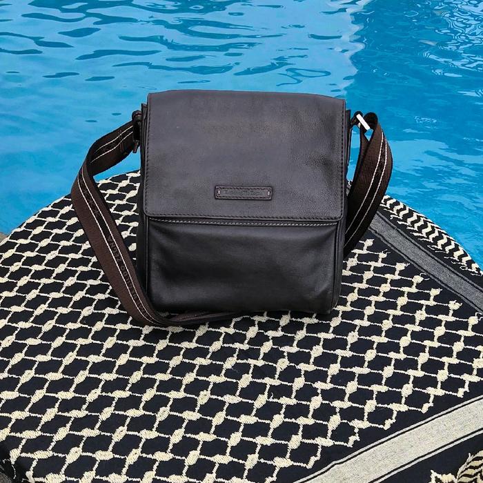 (WAJIB Transaksi Offline) Ermenegildo Zegna SecondSkin Sling Bag Authentic Made In Italy - Preloved 