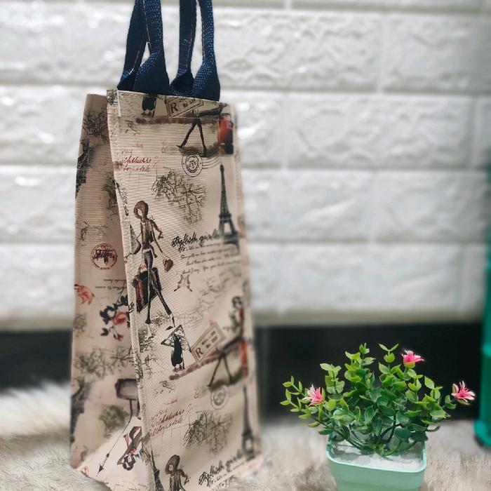 tas botol minum 2 liter totebag botol gemoy size 12*12*33 cm motif