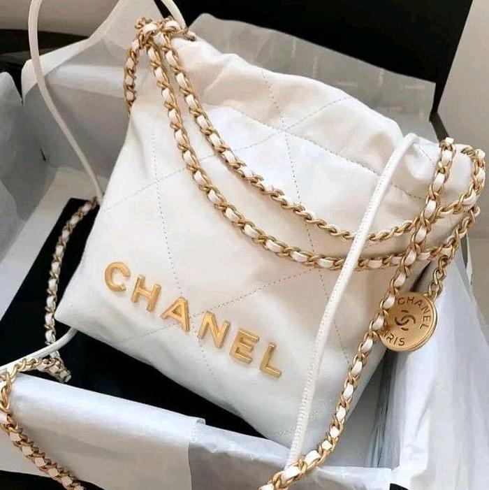 Authentic Chanel 22 White Mini Preloved