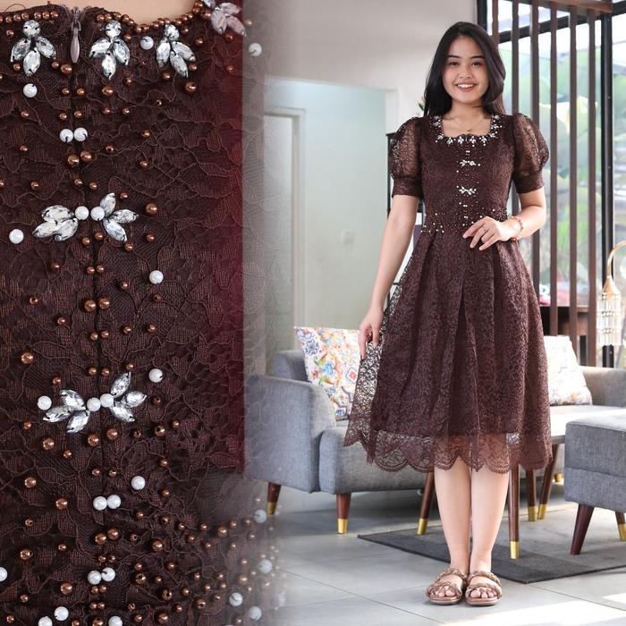 GISELLA DRESS BURKAT FULL PAYET CANTIK UNTUK KODANGAN,ACARA,GEREJA - by ivy collection