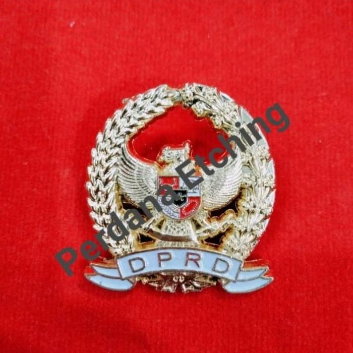 PIN DPRD Garuda bahan Kuningan sepuh emas peniti
