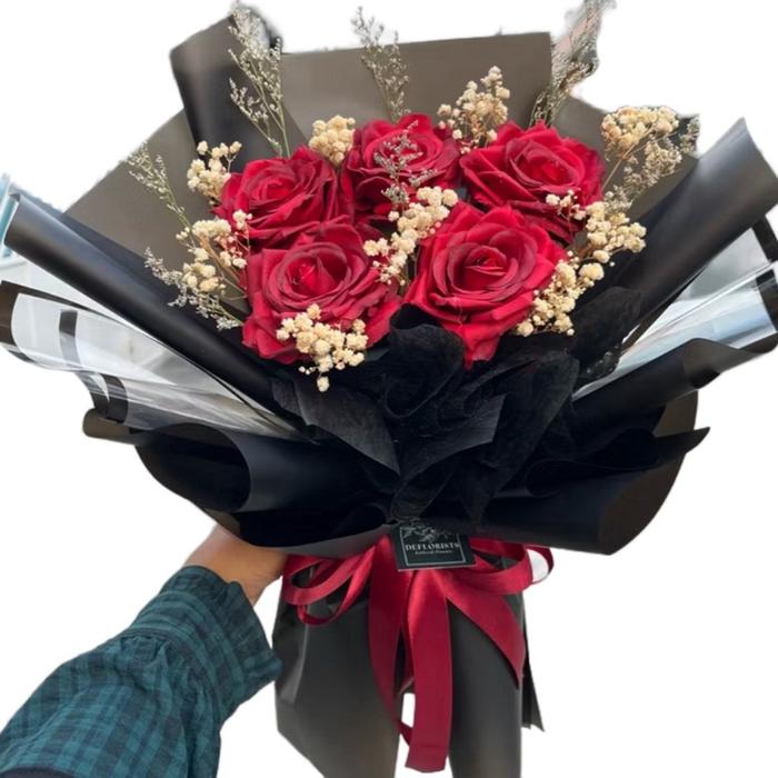 Ikra mawaddah florist Buket bunga ,buket uang Dengan bahan pita,kertas .bunga+