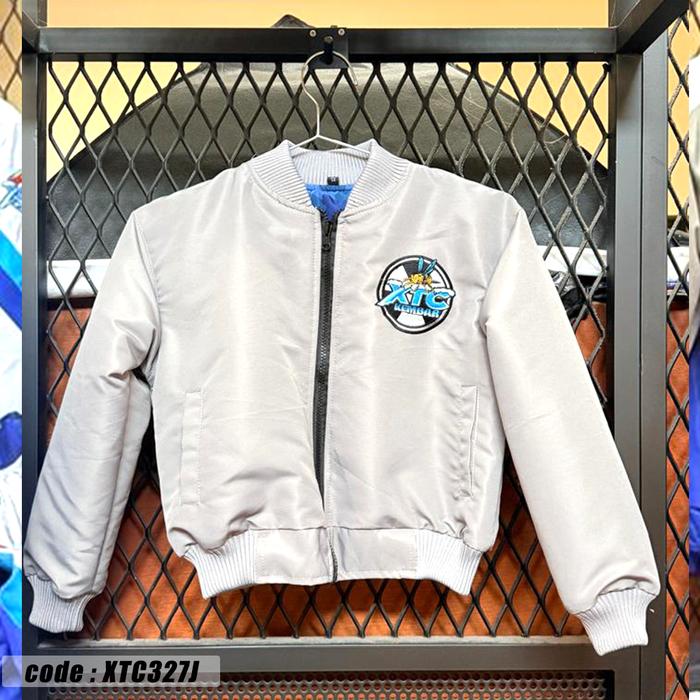 Jaket XTC Kembar XTC326J Style Bomber Man and Ladies Crop Desain Modern Fashionable Crop untuk Wanit