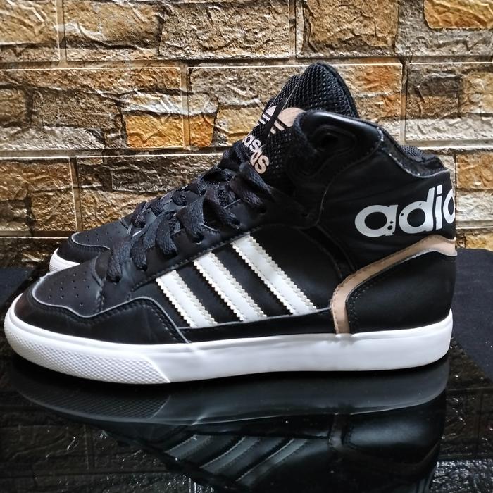 Sepatu Adidas Extaball W High Top Second