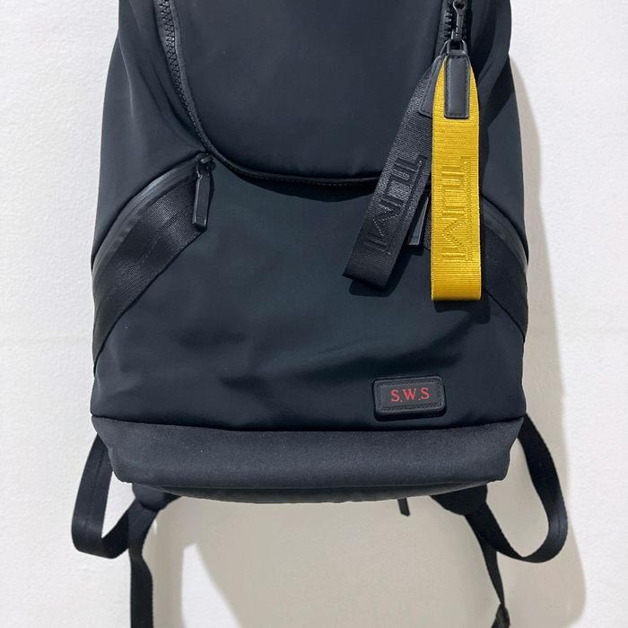 TUMI Tas Punggung TAHOE INNSBRUCK dengan Desain Modern dan Fungsi Praktis untuk Penggunaan Sehari-ha