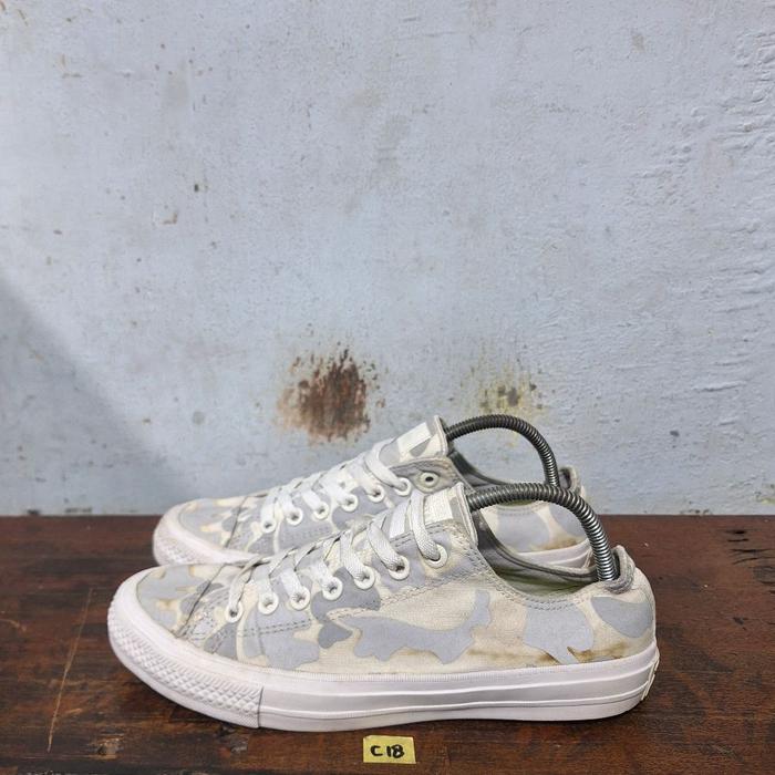 Sepatu second original Converse CT low camo size 42