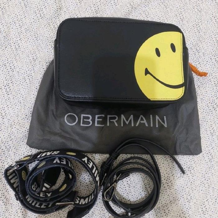 Preloved - Obermain Sonia Cross Body. Smiley Edition