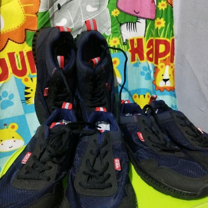 Hiro Stellar by Wakai warna Navy Casual Shoes Pria Sneaker Running Sport Kasual