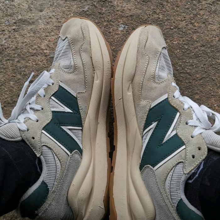 NEW BALANCE (NB) 5740 SIZE 43 INSOL 28CM ORIGINAL 100% MINUS PEMAKAIAN