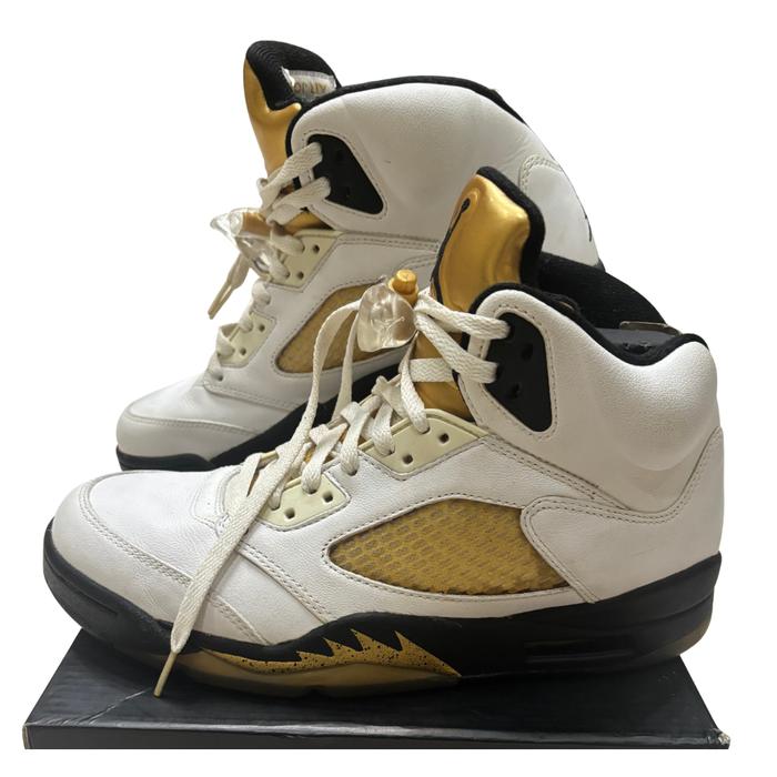 Air Jordan Retro 5 White/Black/Gold US 9 (42,5) - Original Mint Condition Sneakers Shoes