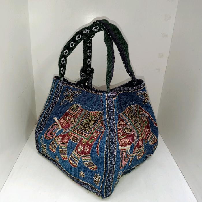 tas thailand tas karakter etnik gambar gajah Kanvas