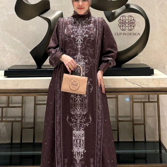 Cup-in Design Gamis Best Seller untuk Wanita Muslim dengan Desain Cup-in Fashionable
