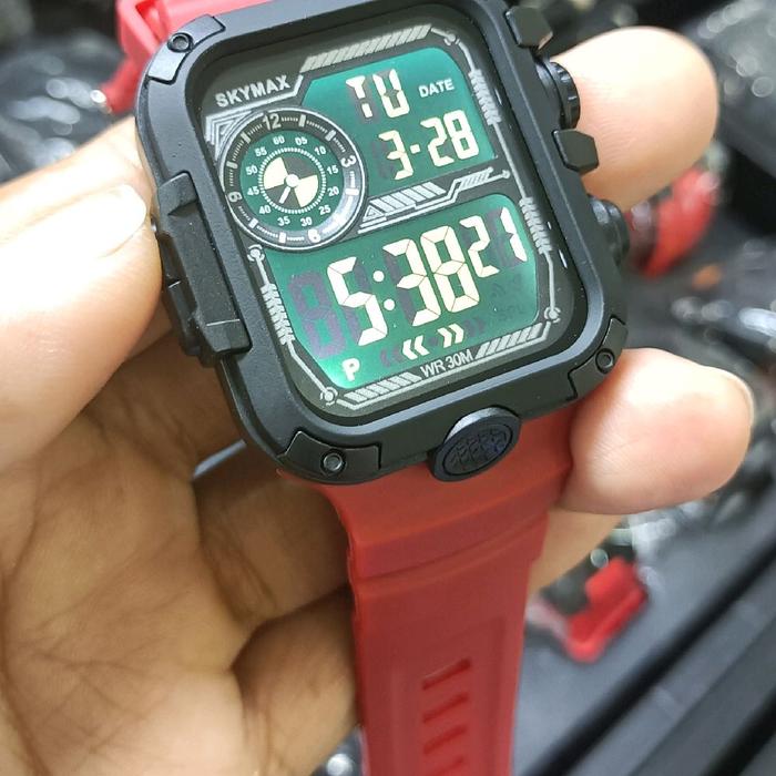 Skymax Jam Tangan Digital Pria dengan Tali Merah dan Tampilan Waktu Tanggal dan Hari WR 30M