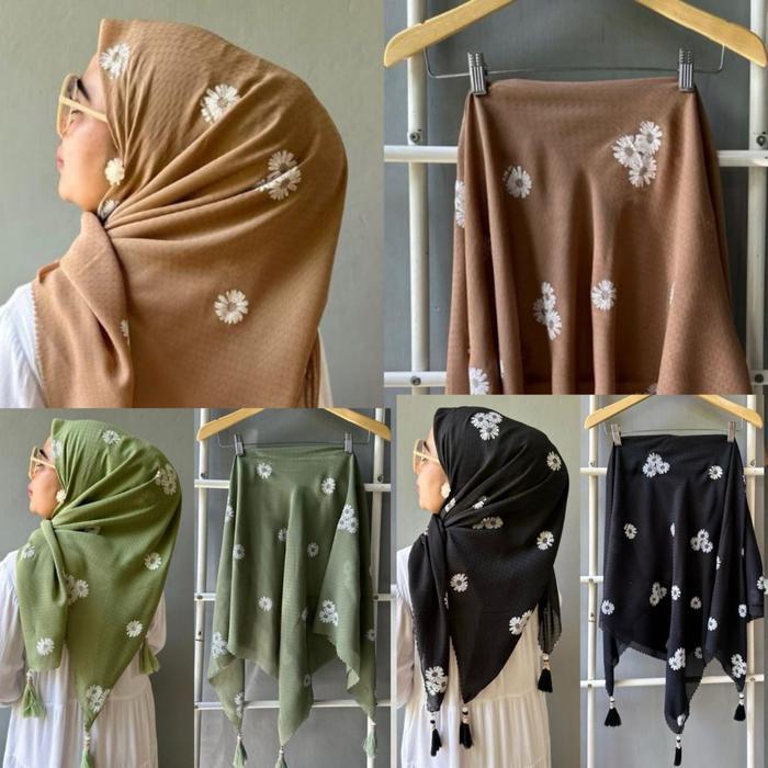 Jilbab Segi Empat Bella Square Tassel Motif Bunga Daisy Termurah - Voal, Muslim Cantik Polycotton Ke