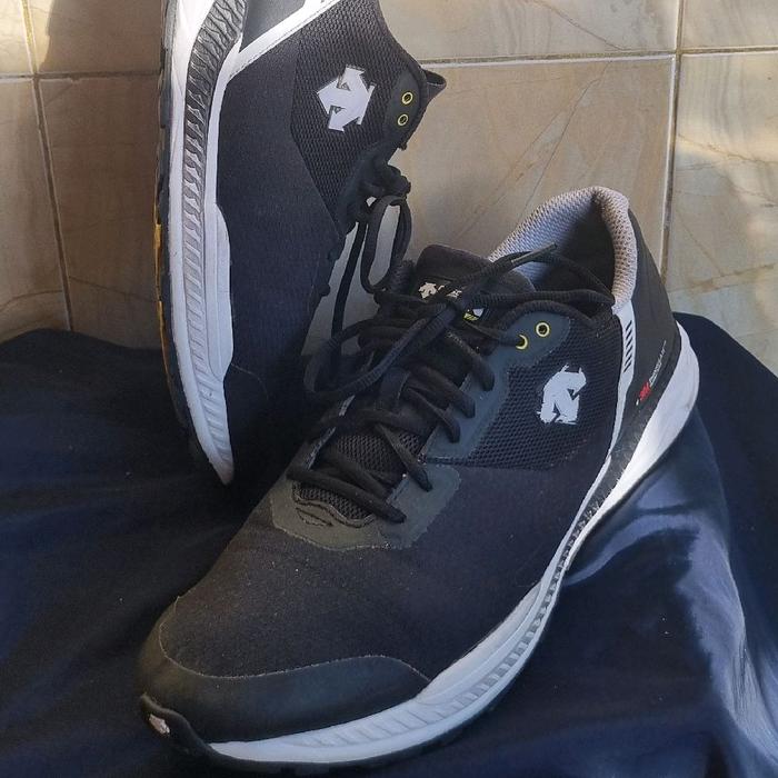 Sepatu Descente Blaze Insulation size 46 insole 30