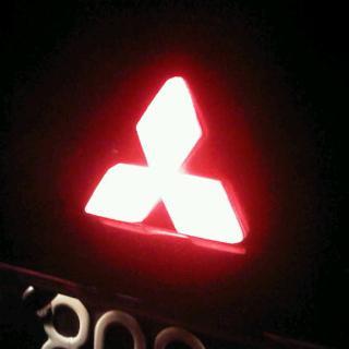 Emblem 4D glowing Mitsubishi Pajero sport