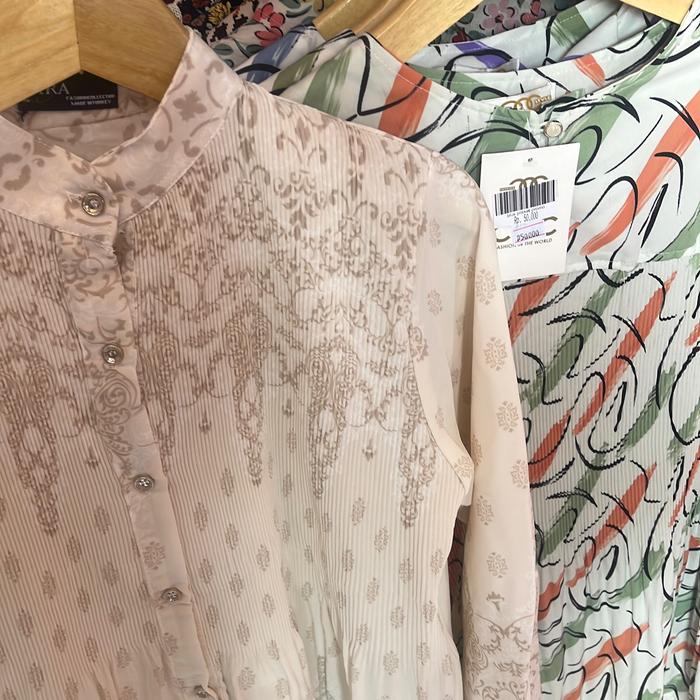 Blus plisket bunga……………….