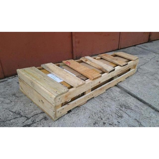 Packing Kayu dan Asuransi JNE