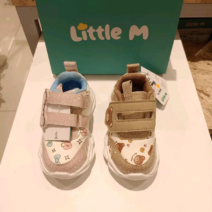 New sepatu sneaker ringan anak perempuan , sepatu anak LED by Little M karakter bear 22-26
