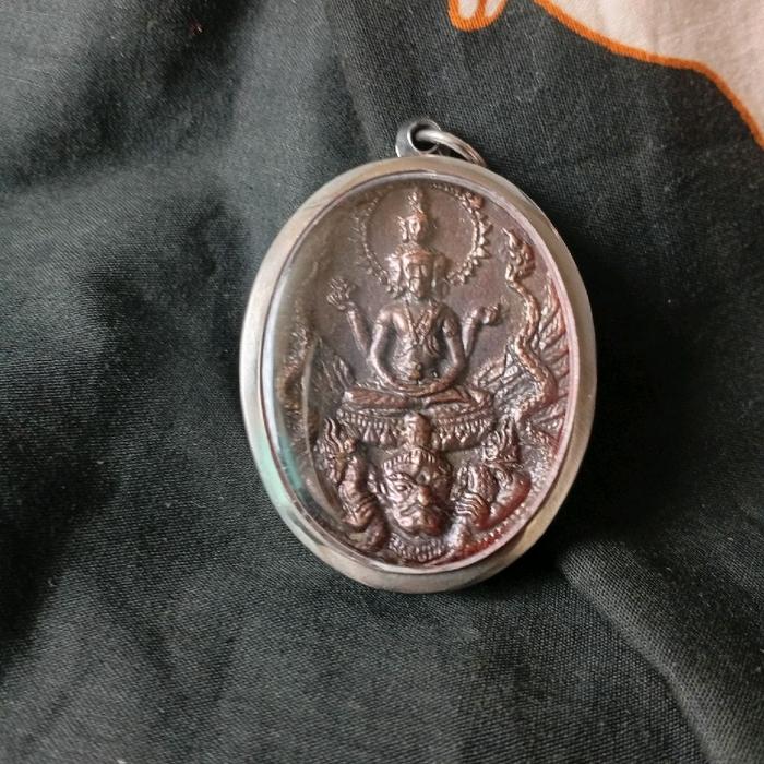 liontin 9 Reusi - LP Nong Locket Thaiamulet