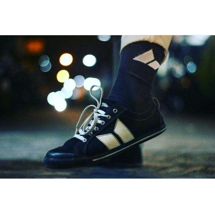 Macbeth Brighton Black/Cement Modern Classic