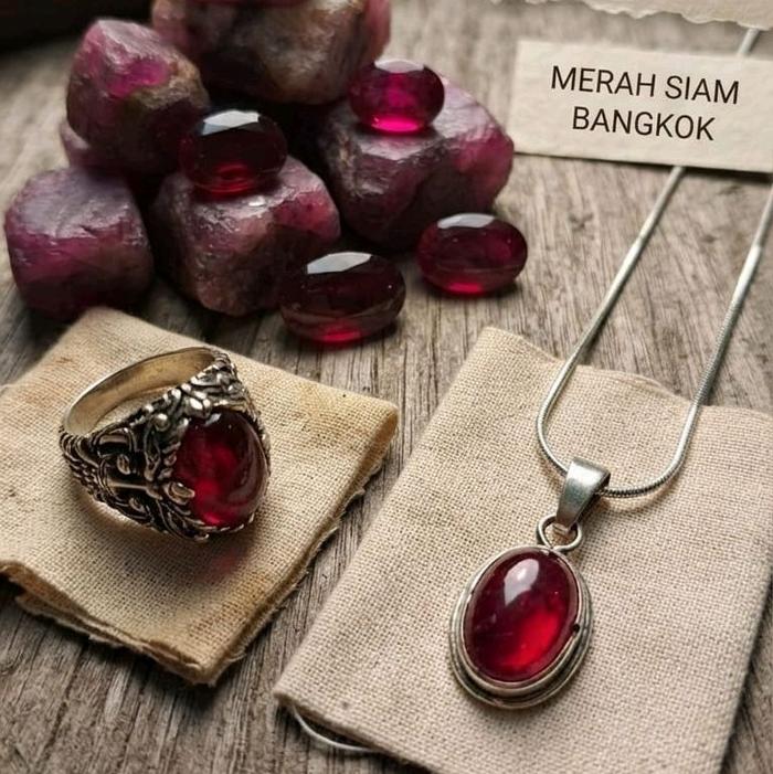 cincin / liontin batu merah siam bangkok, dim batu 14mm.