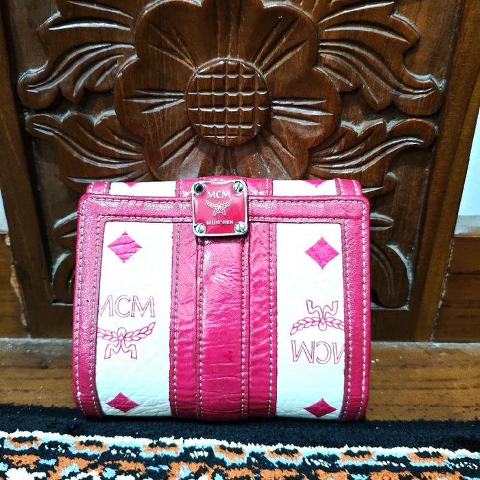 dompet mcm munchen warna pink