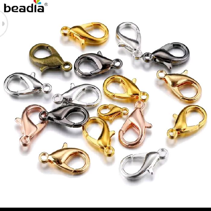 pengait kalung spirit doll