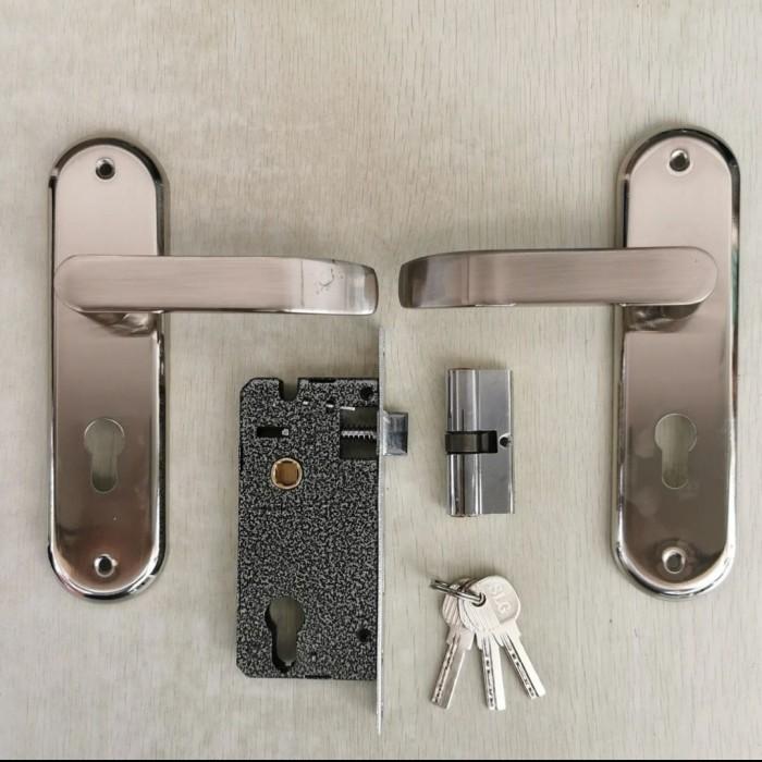 Kunci pintu tanggung bagus SOLIGEN type M 8209