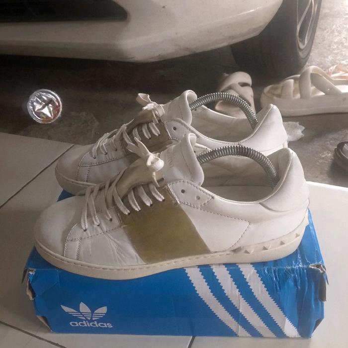 sepatu second branded valentino garavani open low metalic silver size 41 original authentic