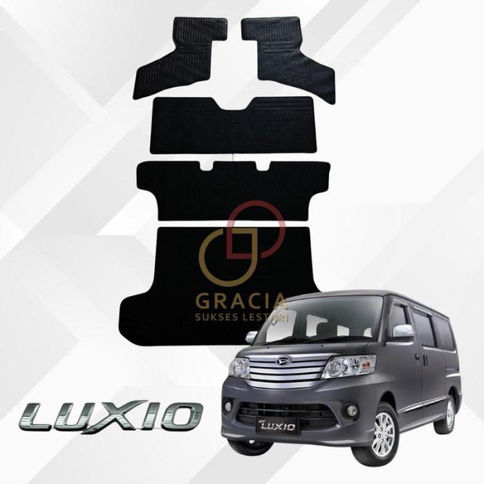 Karpet Mobil Daihatsu Luxio Logo