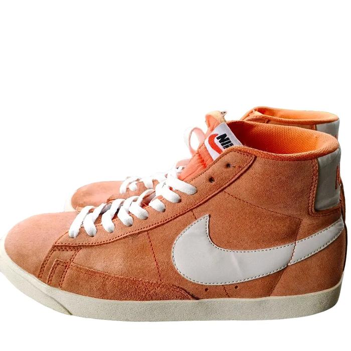 sepatu second / sepatu thrift / sepatu preloved nike blazer high orange Casual Shoes