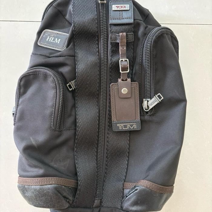 Tumi Monterey Sling second 100% original