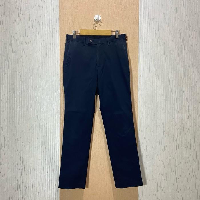 Work Pants UNIQLO AIRSENSE (Ultra Light) / Celana Bahan Pria / Size 29