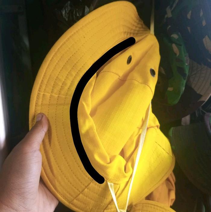 topi rimba kuning binjasmild