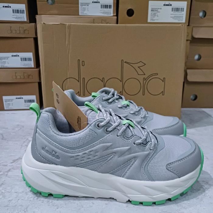 SEPATU RUNNING DIADORA MIKAEL