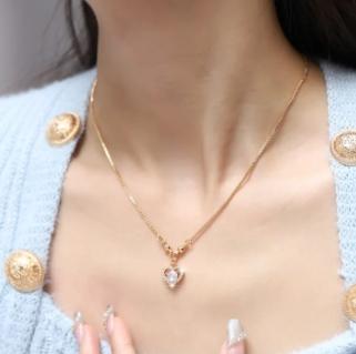 Kalung charm Titanium Wanita Anti Karat Liontin Cinta love culpa mia Kristal Mewah Gaya Korea Desain