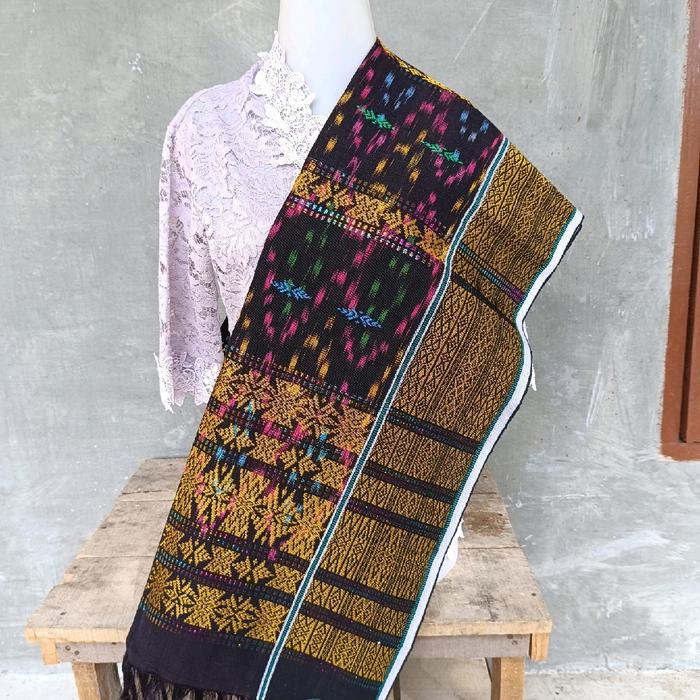 Uis nipes Semi sutra Hitam motif