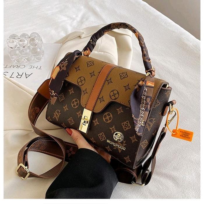 TAS SELEMPANG WANITA IMPORT GRADE AAA