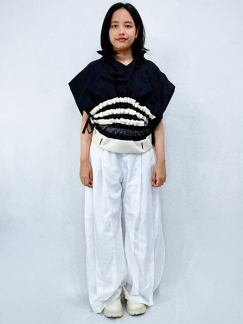 OLINE WORKROBE - Assymetric Collar Stripe Top