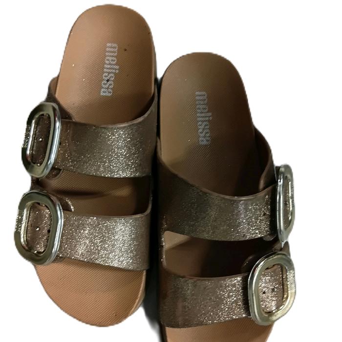 @Sendal Wanita terbaru dan kekinian  cocok untuk bepergian kemana saja Watches