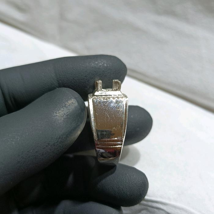 EMBAN CINCIN PERAK SEMI MICROSETTING MINIMALIS DAN ELEGAN dim 6x5,5. size no 18