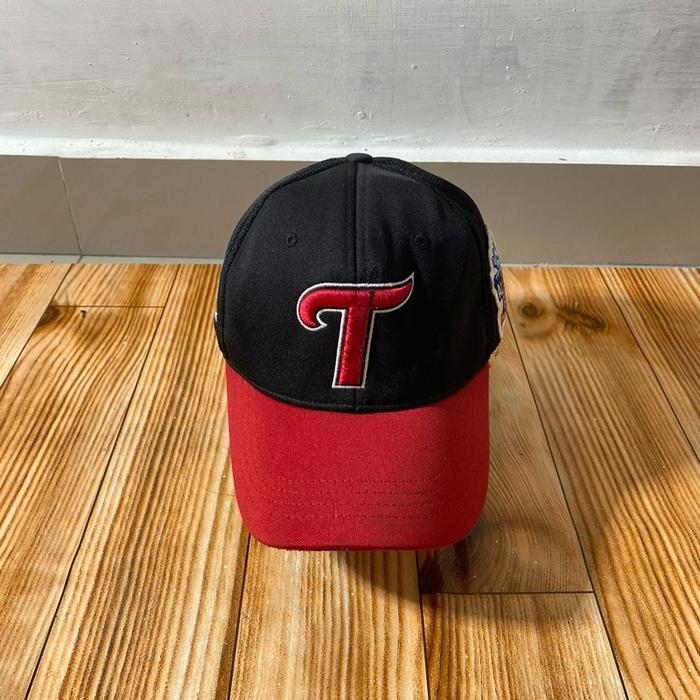 TOPI MAJESTIC HITAM MERAH SECOND