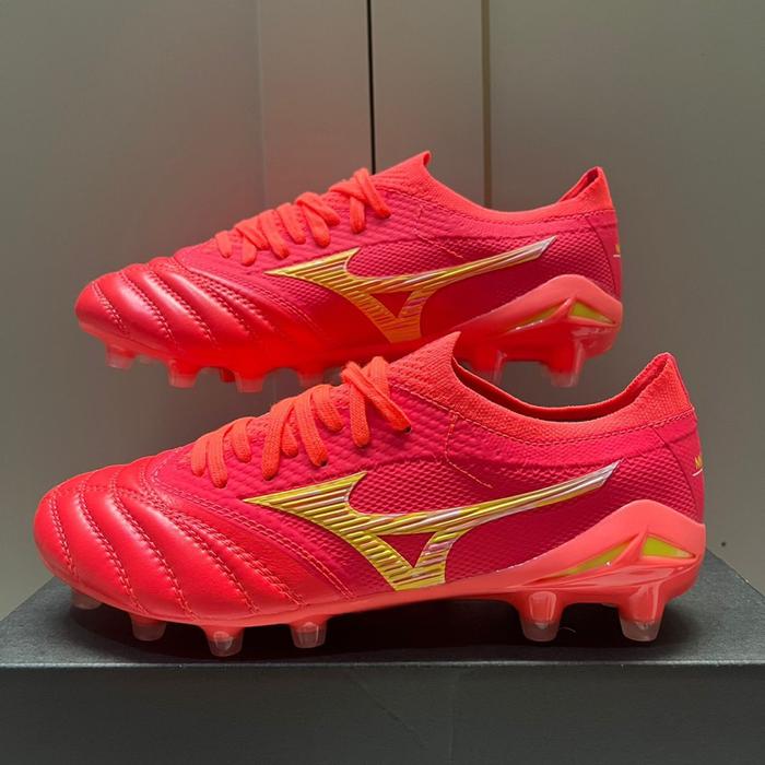 Terbaru Sepatu Bola Mizuno Beta 3 Red Gold