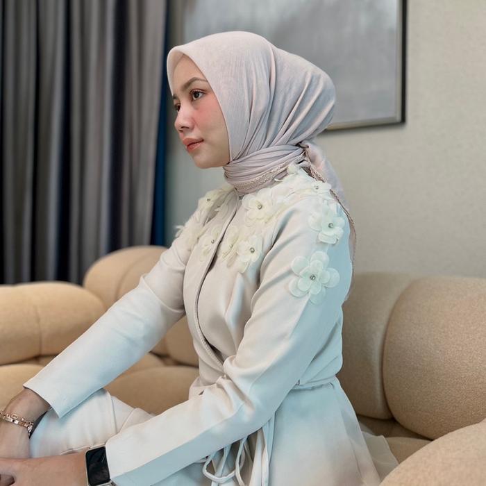 FIJRIA PICOT BASIC PARIS IMPORT (Hijab Segi Empat, Square Hijab, Hijab Paris Premium, Hijab Paris)