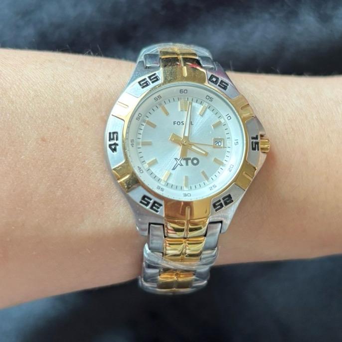 Brand New Original Fossil XTO Exxon Mobil 30mm Gold Silver Tone Women Watch Jam Tangan New Battery B
