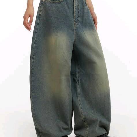 baggy oversized jeans washed
