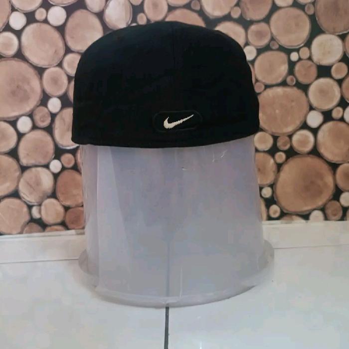 ( size 6 7/8 ) topi vintage OG Nike pro fitted cap